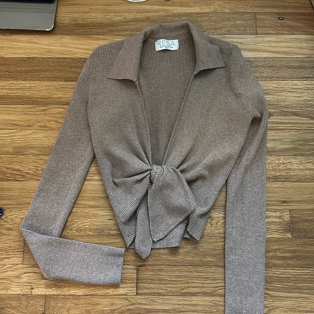 RESA - Kylie Front Knot Knit